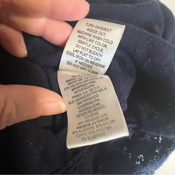 Leo & Nicole Navy Lace Blouse - Picture 5 of 8